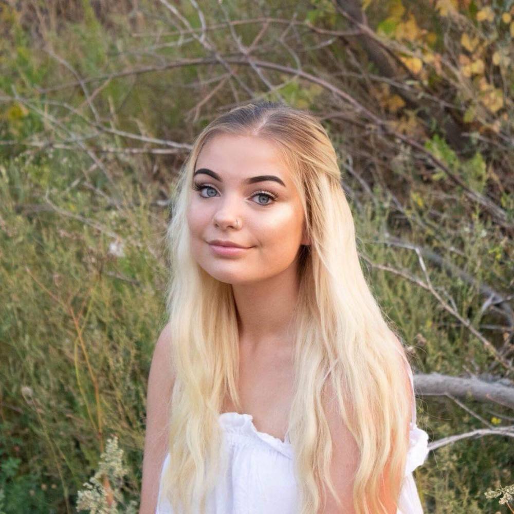 Meet your Posher, Camille